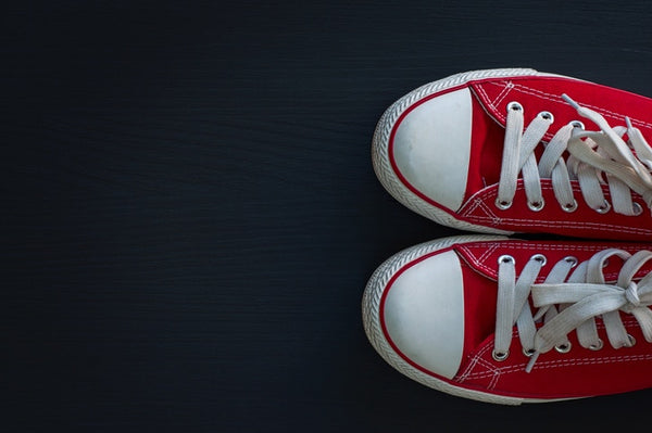 red converse shoes wallpaper