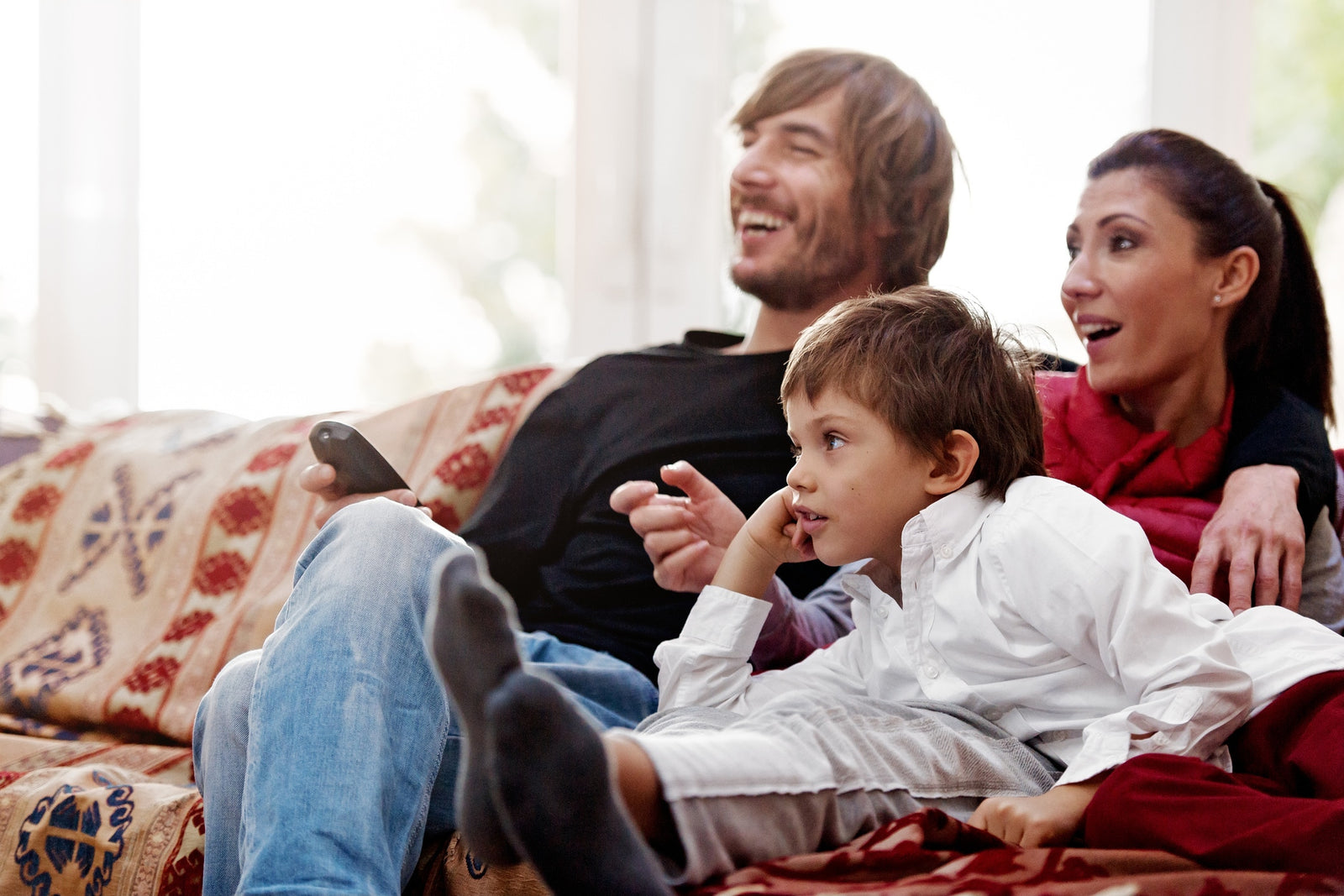 Children still prefer TV over smart devices - Times of India